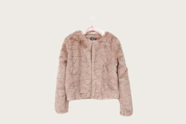 突泉县回收品牌衣服